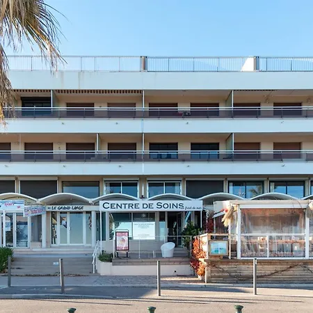 Apartment T2 Au Lavandou Face A La Pour 4 Personnes - Fr-1-803-80 Le Lavandou